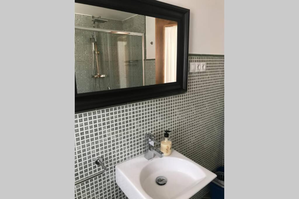 Apartamento Primera Linea De Playa Finisterre Ngoại thất bức ảnh